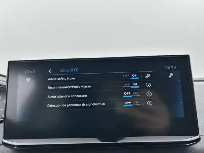 Photo 30 Peugeot 3008  Puretech 130ch S&S EAT8