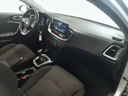 Photo 25 Kia Ceed  1.6 CRDi 136 ch MHEV ISG iBVM6