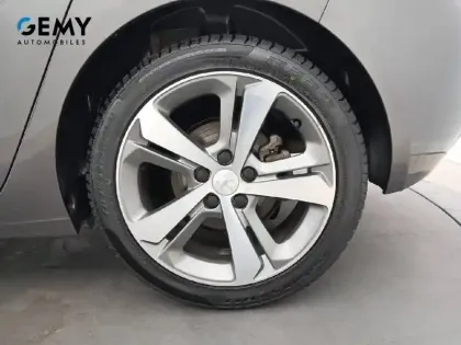 Photo 10 Peugeot 308  BlueHDi 130ch S&S EAT8