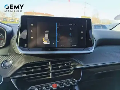 Photo 61 Peugeot 208  PureTech 100 S&S EAT8