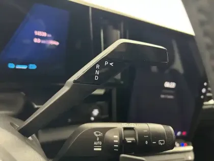 Photo 21 Renault Espace  E-Tech full hybrid 200 GSR2