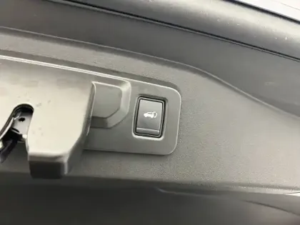 Photo 29 Renault Espace  E-Tech full hybrid 200 GSR2