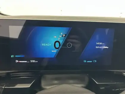 Photo 25 Renault Espace  E-Tech full hybrid 200 GSR2