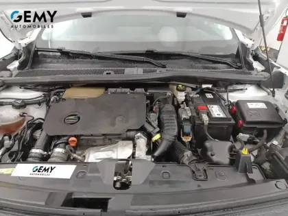 Photo 33 Peugeot 2008  BlueHDi 110 S&S BVM6