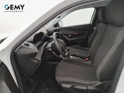 Photo 27 Peugeot 2008  BlueHDi 110 S&S BVM6