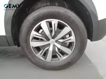 Photo 29 Peugeot 2008  BlueHDi 110 S&S BVM6