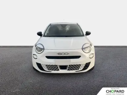 Photo 31 Fiat 600 e 54 kWh 156 ch