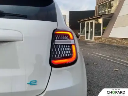 Photo 7 Fiat 600 e 54 kWh 156 ch