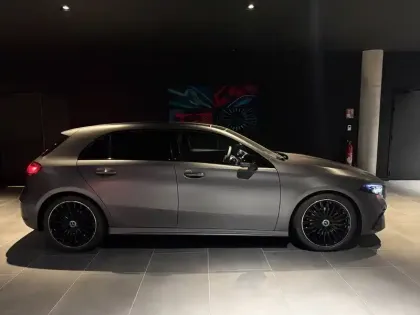 Photo 36 Mercedes Classe A  180 d 8G-DCT