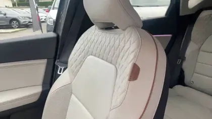 Photo 29 Renault Captur  TCe 140 EDC - 21B