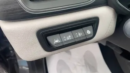 Photo 24 Renault Captur  TCe 140 EDC - 21B