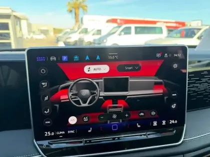 Photo 21 Volkswagen Tiguan  2.0 TDI 150ch DSG7