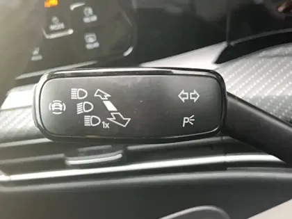 Photo 19 Volkswagen Golf  2.0 TDI SCR 150 DSG7