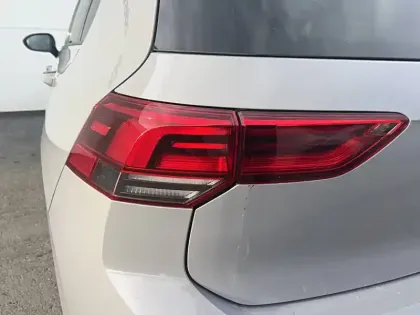 Photo 30 Volkswagen Golf  2.0 TDI SCR 150 DSG7