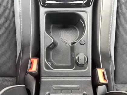 Photo 24 Volkswagen Golf  2.0 TDI SCR 150 DSG7