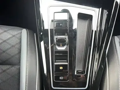 Photo 21 Volkswagen Golf  2.0 TDI SCR 150 DSG7