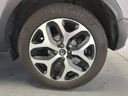 Photo 13 Renault Captur  dCi 110 Energy