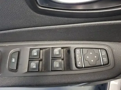 Photo 19 Renault Captur  dCi 110 Energy