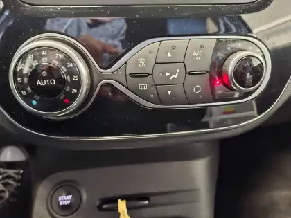 Photo 39 Renault Captur  dCi 110 Energy