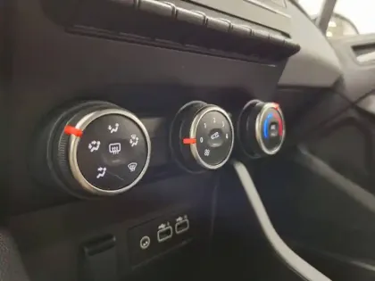 Photo 29 Renault Clio  TCe 90