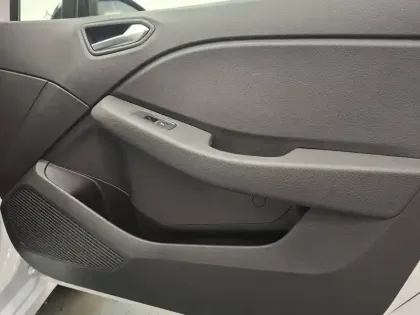 Photo 13 Renault Clio  SOCIETE BLUE DCI 100