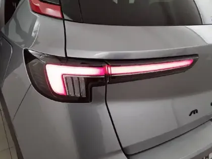 Photo 16 Opel Mokka  Electrique 136 ch & Batterie 50 kWh