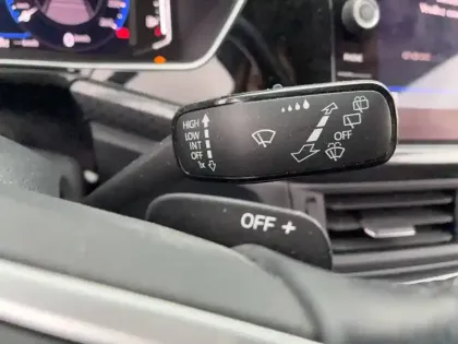 Photo 14 Volkswagen T-cross  1.0 TSI 115 Start/Stop DSG7