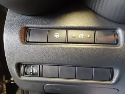 Photo 27 Nissan Juke  HYBRID 143