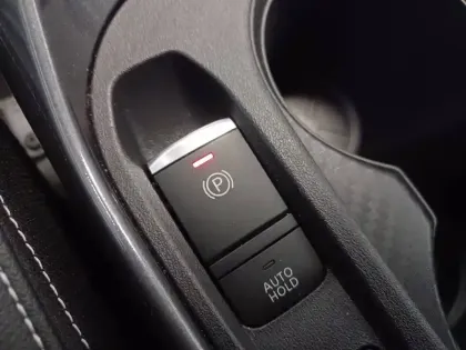 Photo 46 Nissan Juke  HYBRID 143