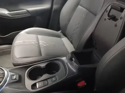 Photo 48 Nissan Juke  HYBRID 143