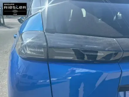 Photo 37 Peugeot 2008  Electrique 50 kWh 136 ch