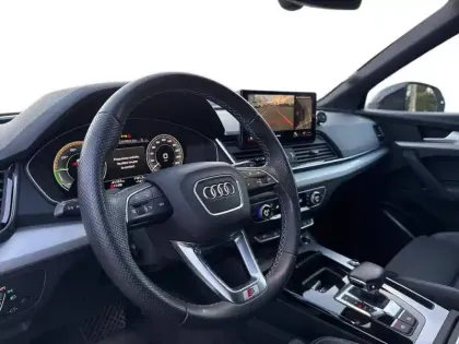 Photo 37 Audi Q5  Sportback 55 TFSIe 367 S tronic 7 Quattro