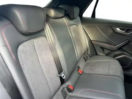 Photo 35 Audi Q2  35 TDI 150 S tronic 7