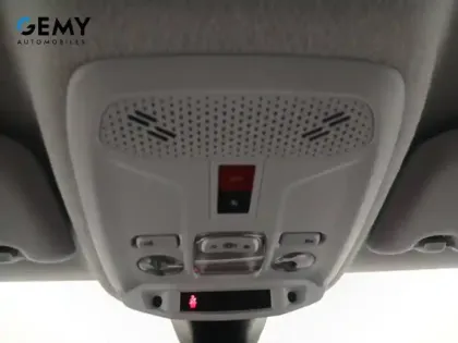 Photo 16 Peugeot 208  Electrique 50 kWh 136ch