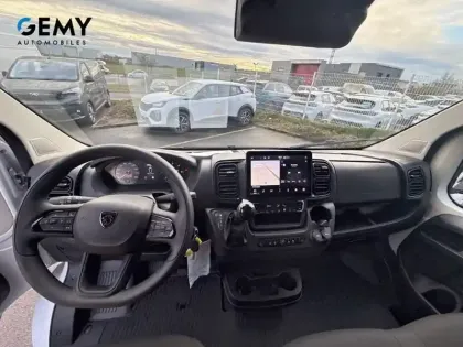 Photo 28 Peugeot Boxer  FGN TOLE 3.5 T D L3H2 140 CH AUT.