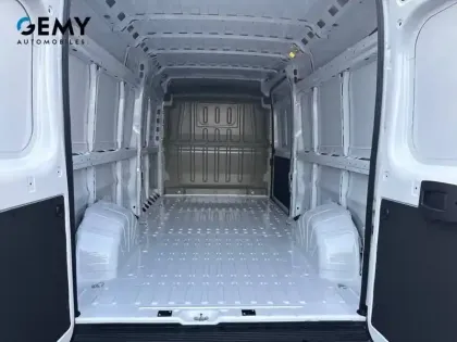 Photo 26 Peugeot Boxer  FGN TOLE 3.5 T D L3H2 140 CH AUT.