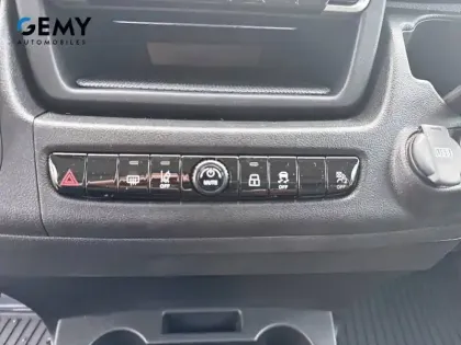 Photo 40 Peugeot Boxer  FGN TOLE 3.5 T D L3H2 140 CH AUT.