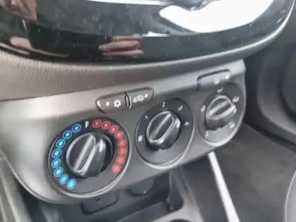 Photo 17 Opel Corsa  1.4 90 ch