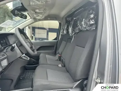 Photo 17 Peugeot Expert  FGN M DIESEL 150 CH AUTOMATIQUE