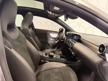 Photo 27 Mercedes CLA  Coupé 180 d 8G-DCT