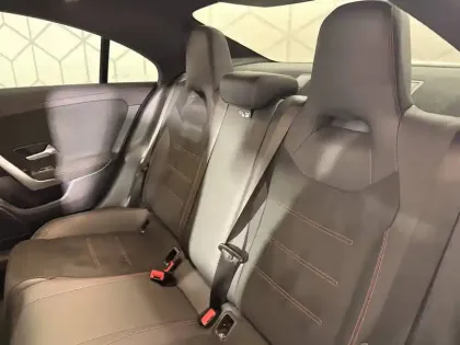 Photo 30 Mercedes CLA  Coupé 180 d 8G-DCT