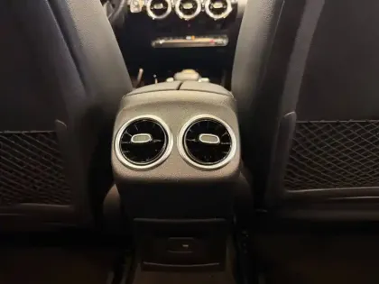 Photo 22 Mercedes CLA  Coupé 180 d 8G-DCT