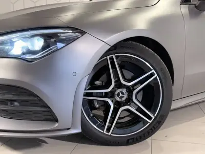 Photo 38 Mercedes CLA  Coupé 180 d 8G-DCT