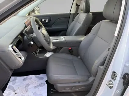 Photo 10 Leapmotor B10  BEV 67.1 kWh - 160 kW