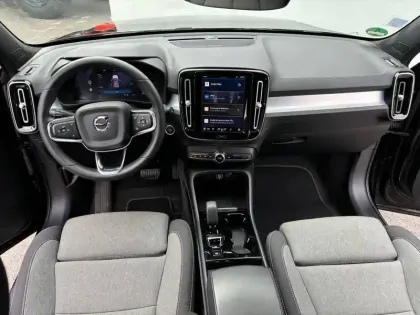 Photo 10 Volvo Xc40  B3 163 ch DCT7