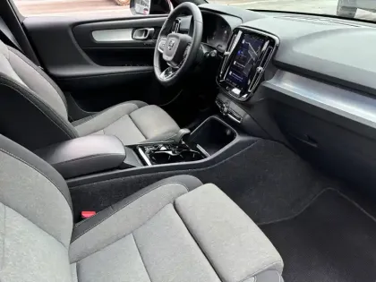 Photo 15 Volvo Xc40  B3 163 ch DCT7