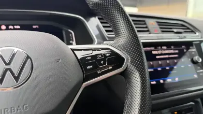 Photo 17 Volkswagen Tiguan  1.5 TSI 150ch DSG7