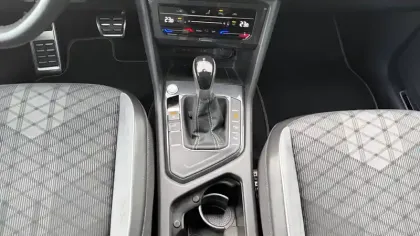 Photo 16 Volkswagen Tiguan  1.5 TSI 150ch DSG7