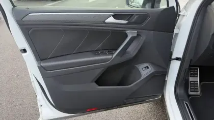 Photo 7 Volkswagen Tiguan  1.5 TSI 150ch DSG7