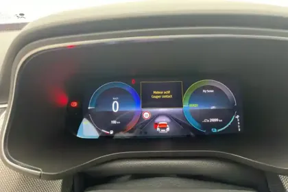 Photo 18 Renault Arkana  E-Tech 145 - 21B